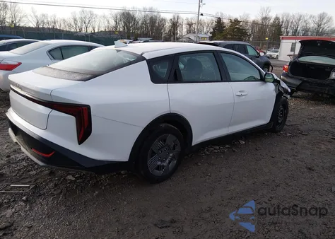 2025 Kia K4 Lx from USA, damaged, VIN 3KPFT4DE8SE014284